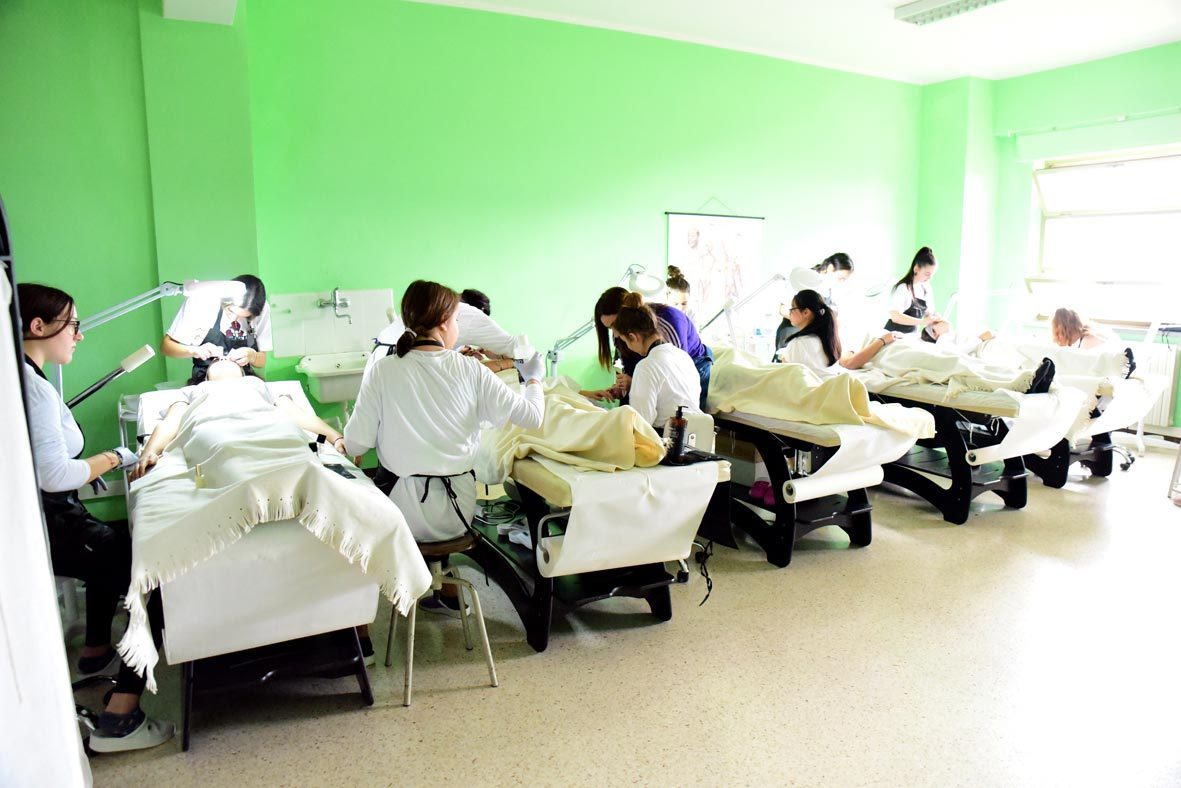 laboratorio-di-estetica-ipsia-arcevia laboratorio-di-estetica-ipsia-arcevia